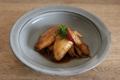 Simmered spicy chicken wings