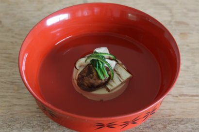 Matsutake mushroom clear soup